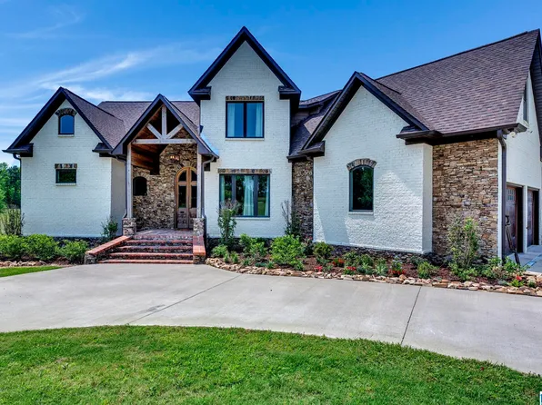 2775 Corner Rd, Warrior, AL 35180