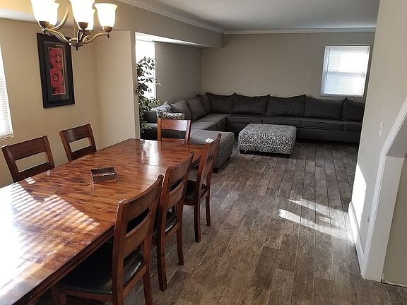 Level 1 : Dining Room