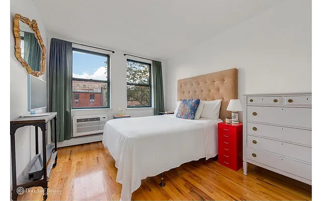 Rented by Douglas Elliman | media 10