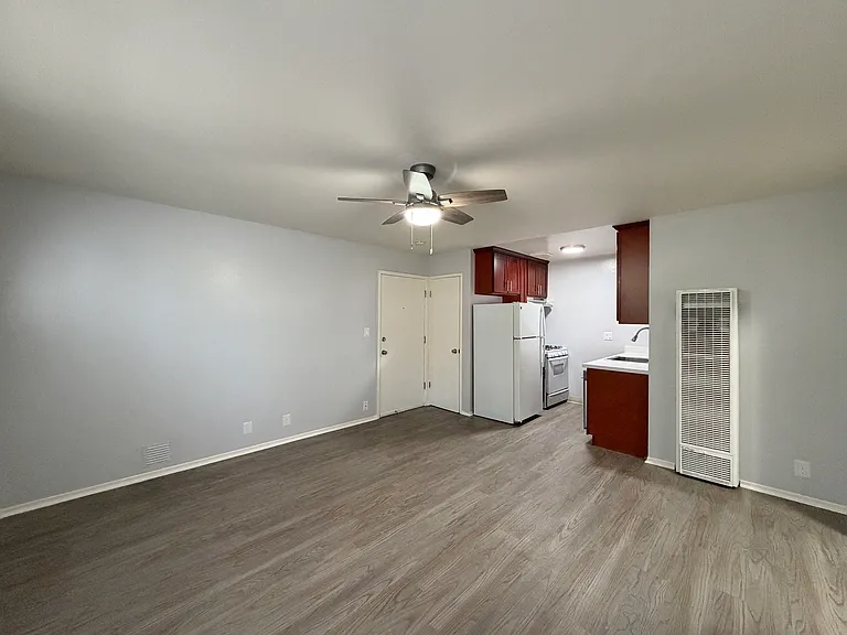 475 Alcatraz Ave — Photo 6