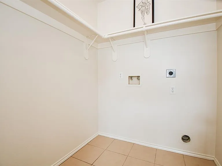 3207 Brook Arbor Ln — Photo 29