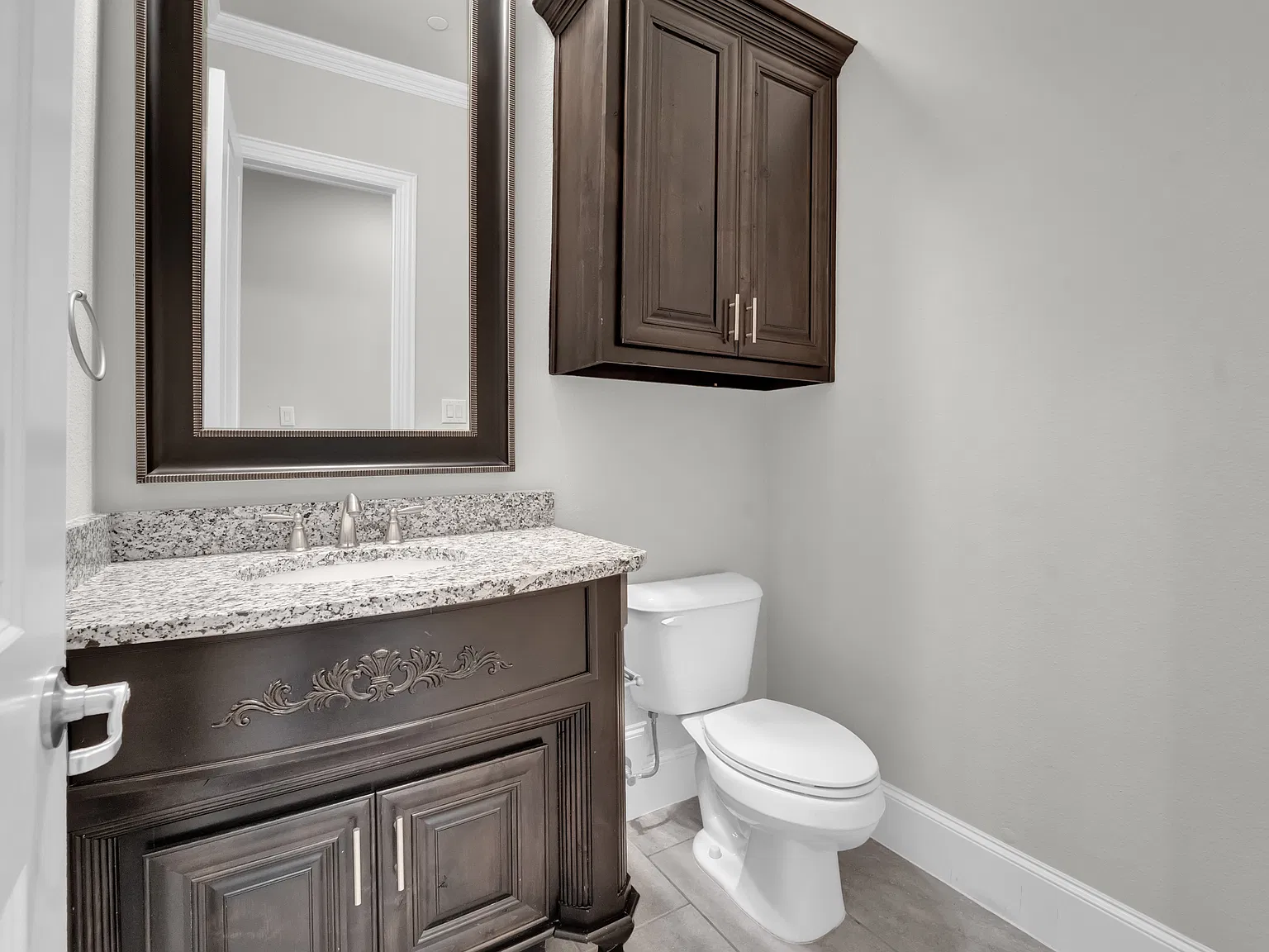 4 bed, 4097 sqft, $5,500 — Photo 3