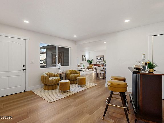 4th image of 1470 Marne Dr