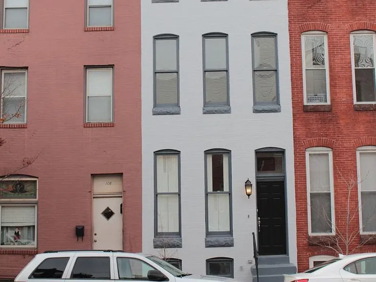 106 S Washington St — Photo 2
