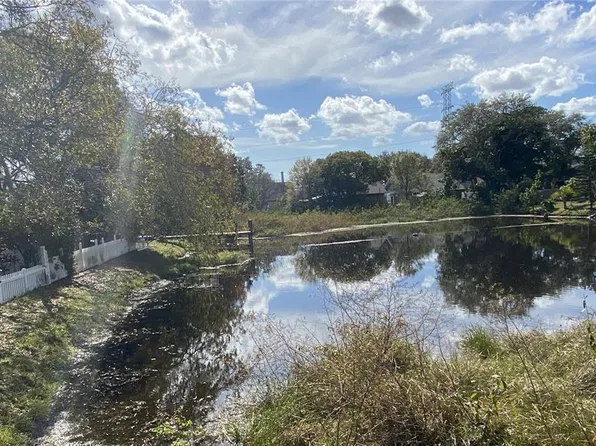 3326 Whispering Dr N, Largo, FL 33771