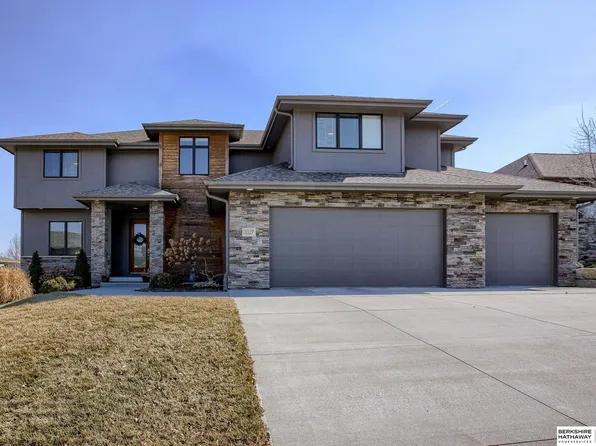 3327 S 188th Ave, Omaha, NE 68130