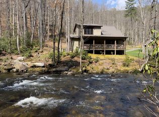 2110 Big Snowbird Rd, Robbinsville, NC 28771