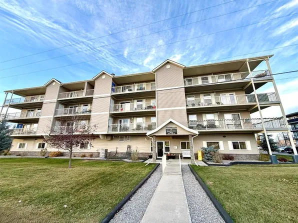 400 N 1st Ave SE #301, Diamond Valley, AB T0L 0H0