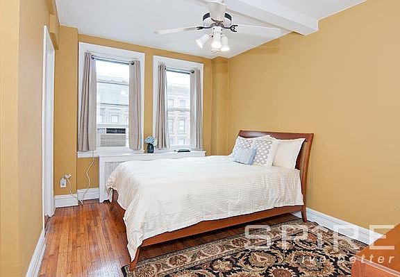 3rd image of 457 W 57th St #502