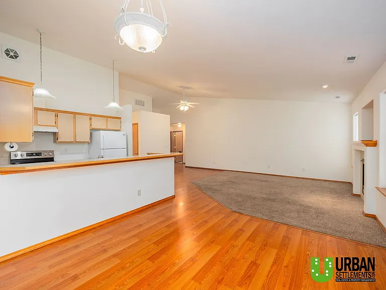 18425 E Sprague Ave — Photo 8