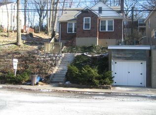 33 Rugby Ave, Staten Island, NY 10301