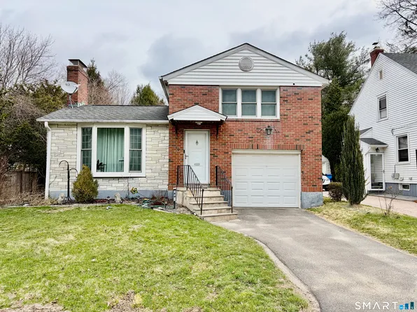 40 Robert Street, Waterbury, CT 06710