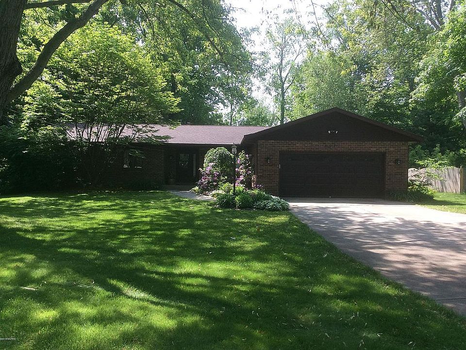 1st image of 6377 Brookpark Dr