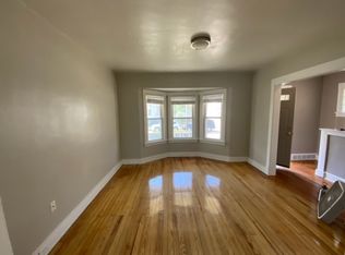 2181 W 105th St, Cleveland, OH