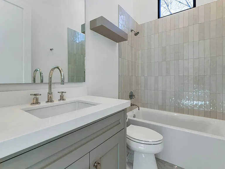 4147 E Clarendon Ave — Photo 23