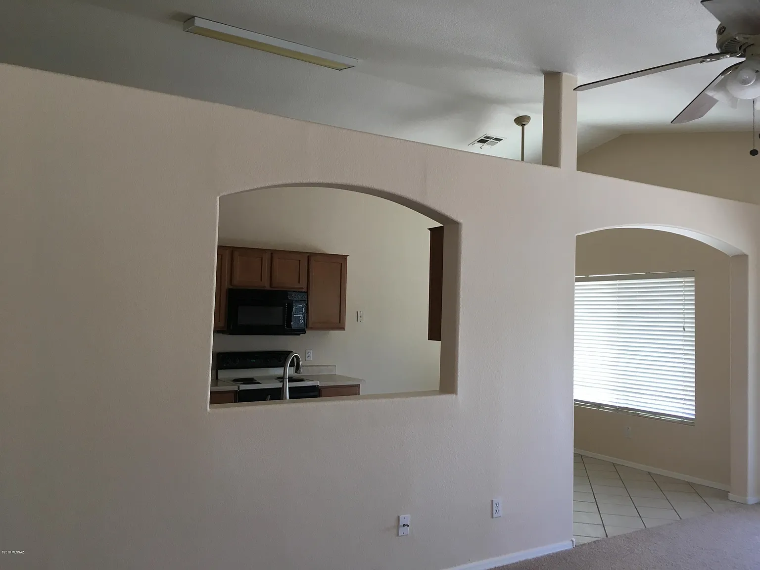 3 bed, 2.0 bath, 1332 sqft, $1,700 — Photo 3