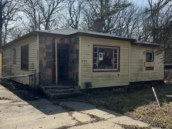 305 W Stewart Ave, Flint, MI 48505