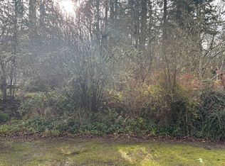 1042 Crest Ave, Pt Townsend, WA 98368