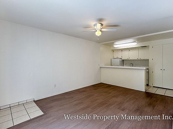 3rd image of 5751 Camellia Ave APT 101