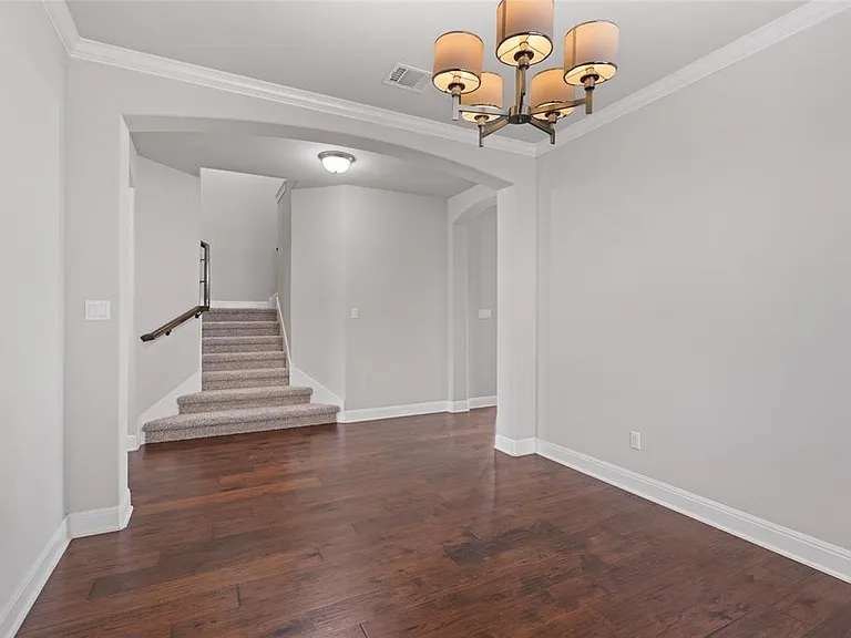 15601 Cabrillo Way — Photo 8