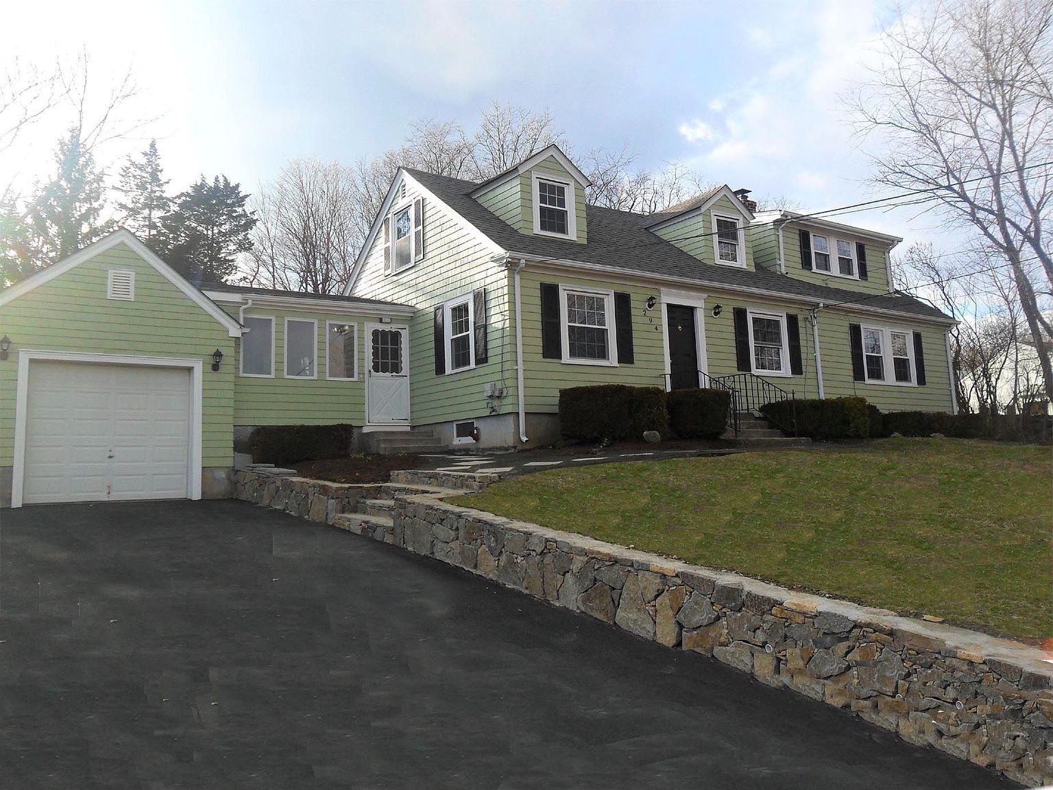 294 Simmonsville Ave, Johnston, RI 02919 Zillow