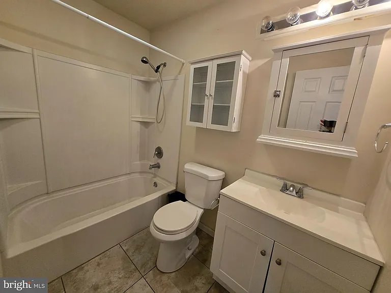 258 Violet Ct — Photo 15