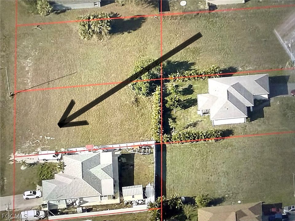1st image of 2911 NE 2nd Pl