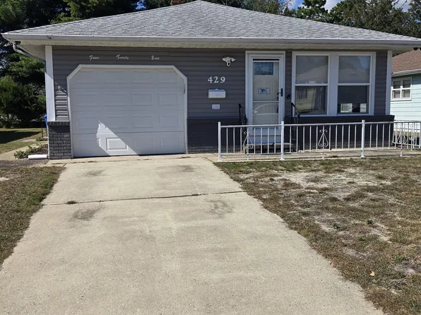 429 Saint Thomas Drive, Toms River, NJ 08757
