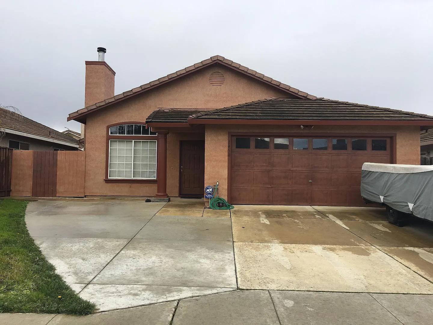 1458 Cougar Dr photo 1