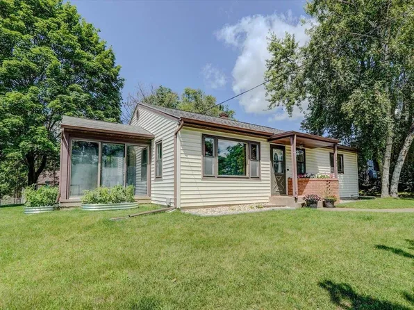 565 South Monroe Street, Waterloo, WI 53594