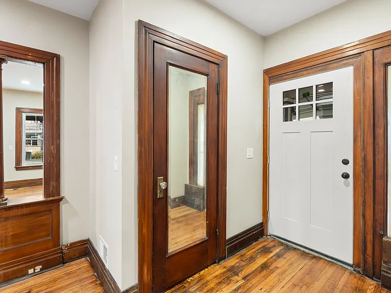 483 Alexander St #4 — Photo 22