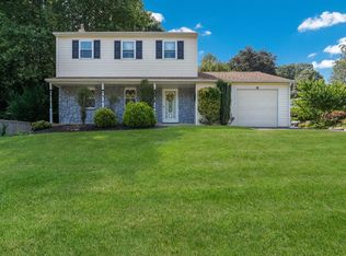 37 Winding Way, Upper Chichester, PA 19061