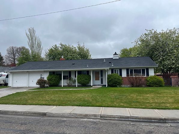 375 S Fanning Ave