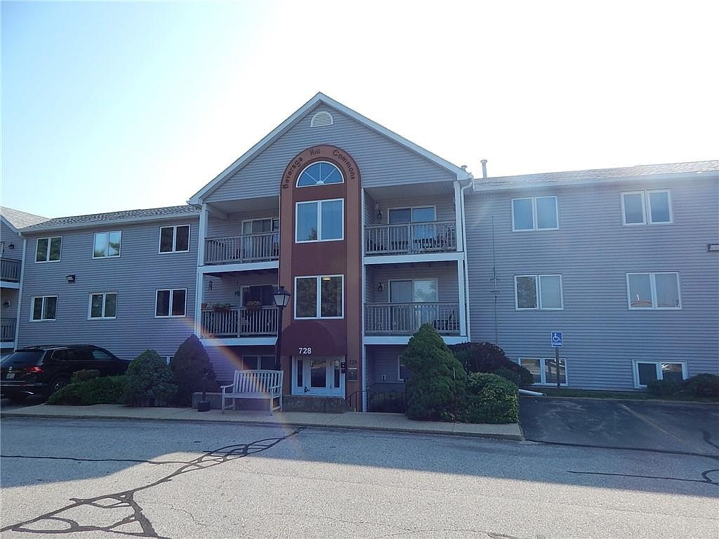 728 Beverage Hill Ave A6, Pawtucket, RI 02861 MLS 1343306 Zillow