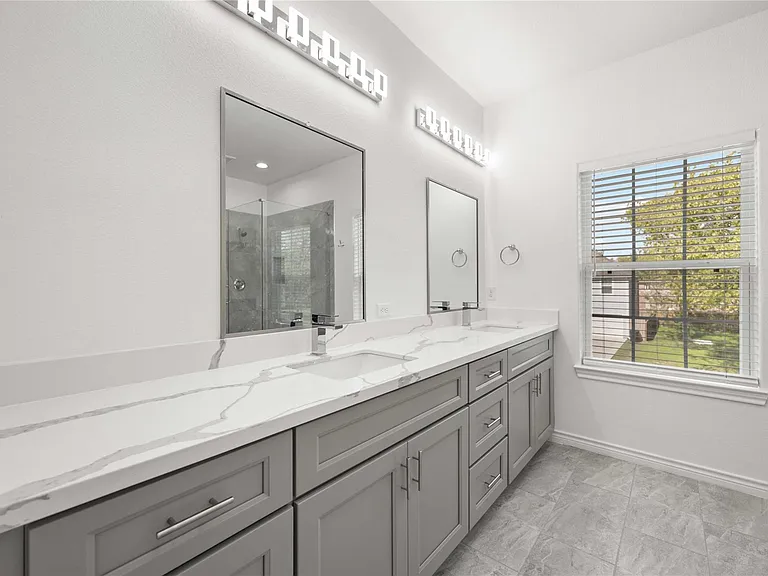 4406 Sterling St #B — Photo 21