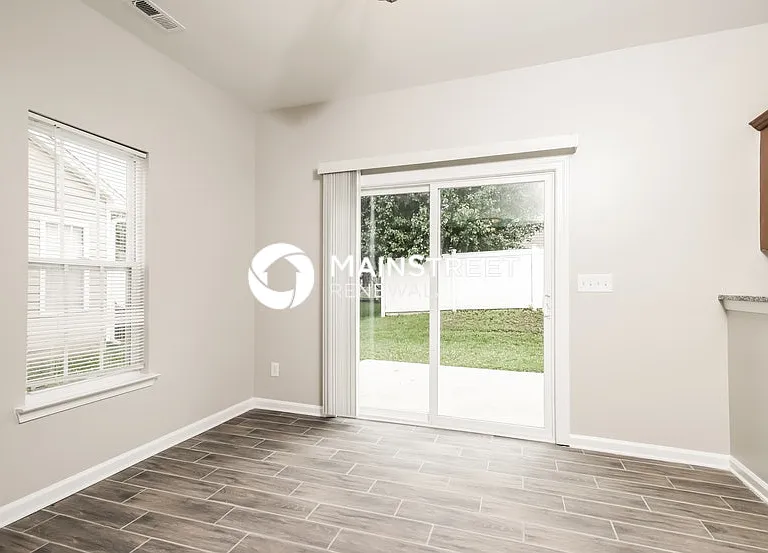 125 Salem Ridge Ct — Photo 11