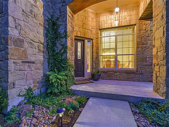 3rd image of 9508 Indina Hills Dr