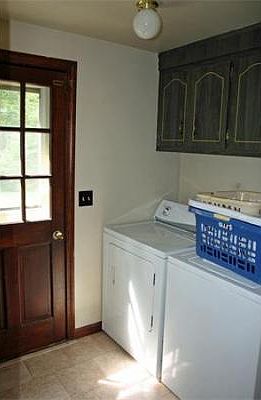5th image of 22 Forest Park Dr