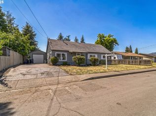 560 39th St, Springfield, OR 97478