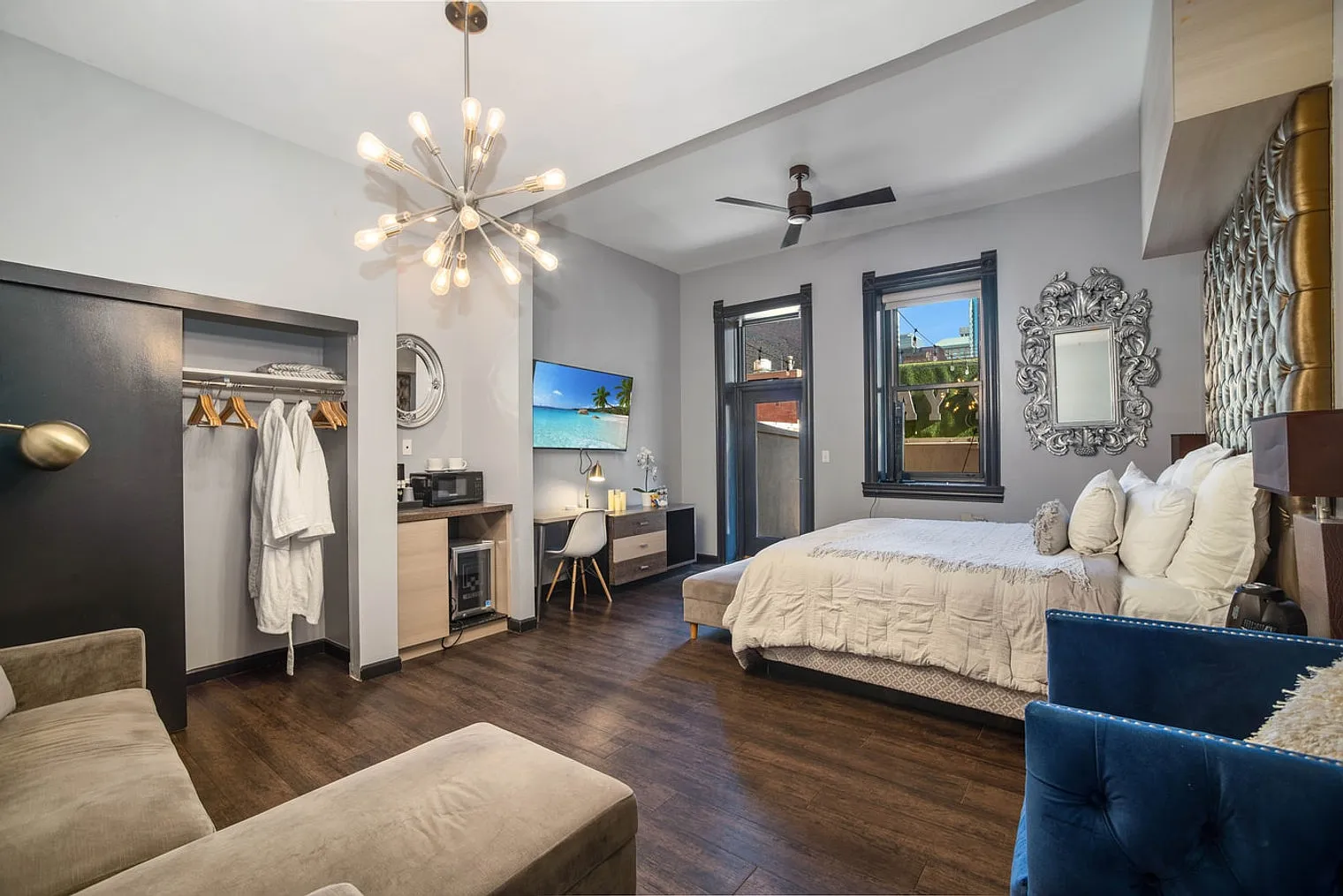 1 bed, 1.0 bath, 269 sqft, $3,987 — Photo 3