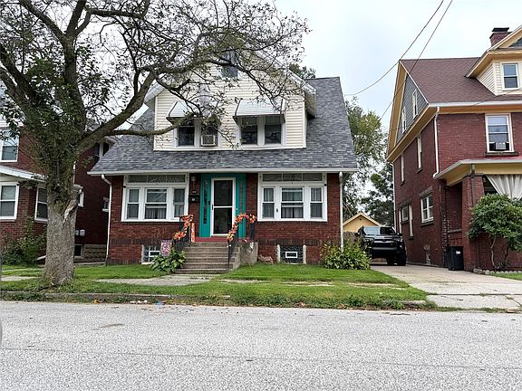 2nd image of 2669 Poplar St