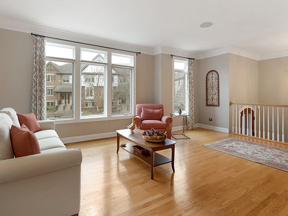 4th image of 362 Brownstone Dr #362