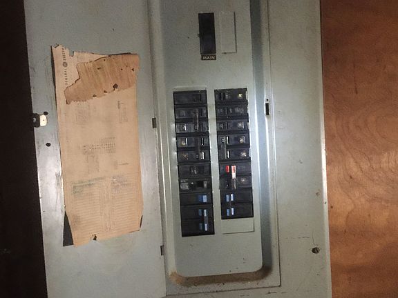 3rd image of 1245 Kenmore St