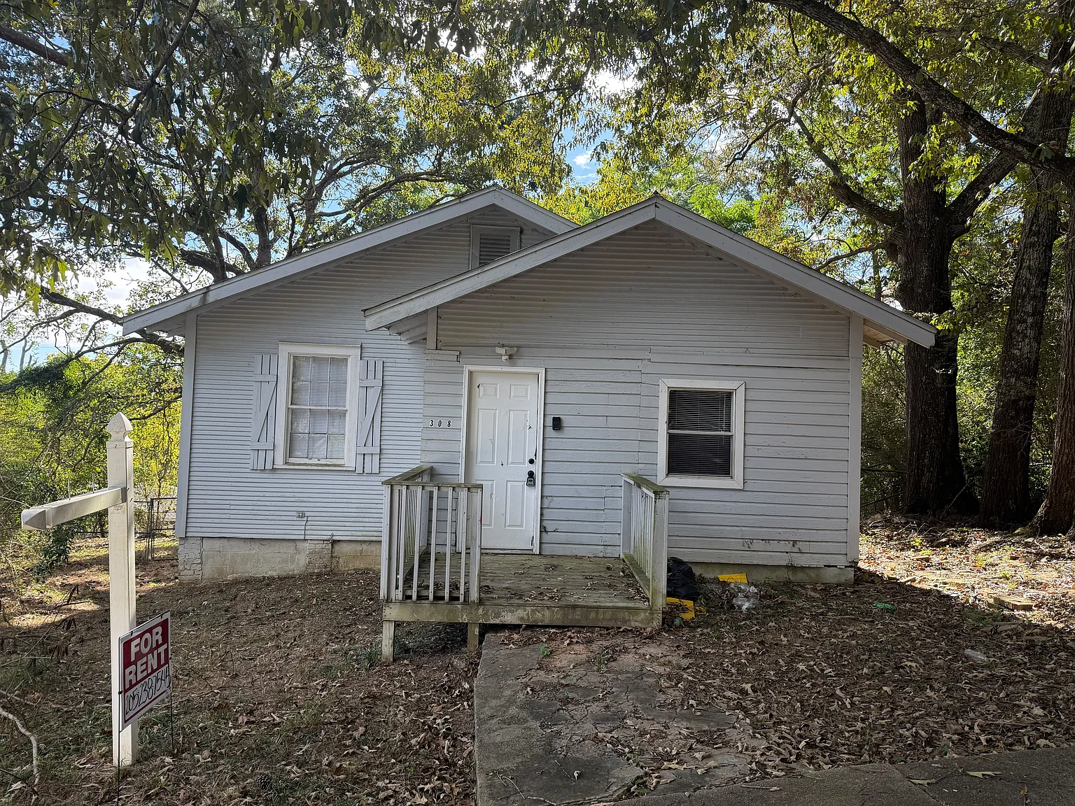 308 Cedar Circle - 1 — Photo 1