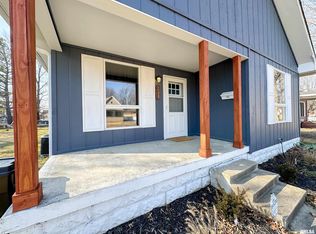 213 N 12th St, Herrin, IL 62948