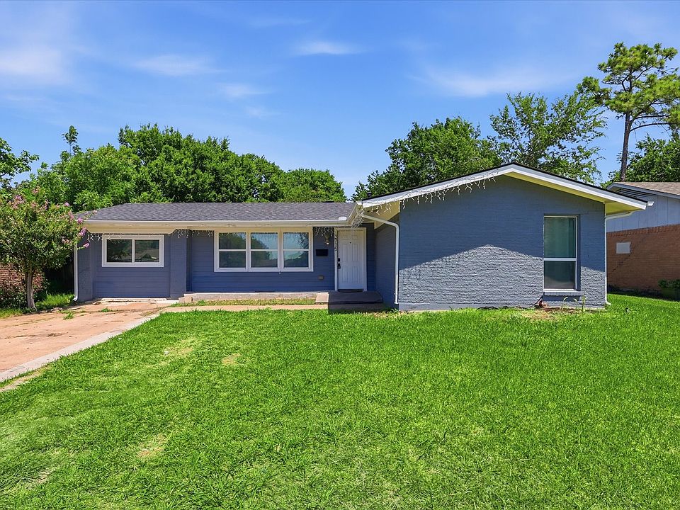 1st image of 2715 Cary Dr