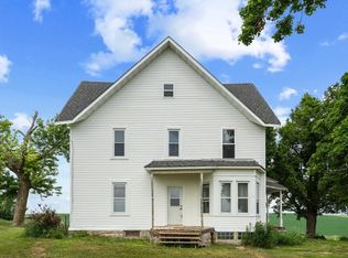 1931 140th St, Lowden, IA 52255
