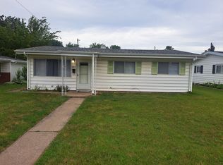 1853 N Elmer St, South Bend, IN 46628