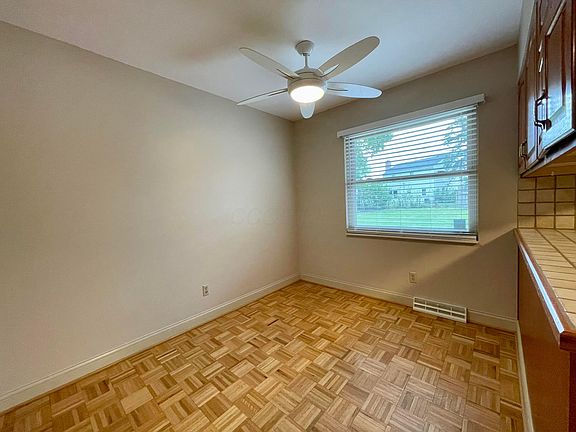 5th image of 5806 Satinwood Dr