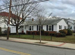 417 Columbus Ave, Pawtucket, RI 02861